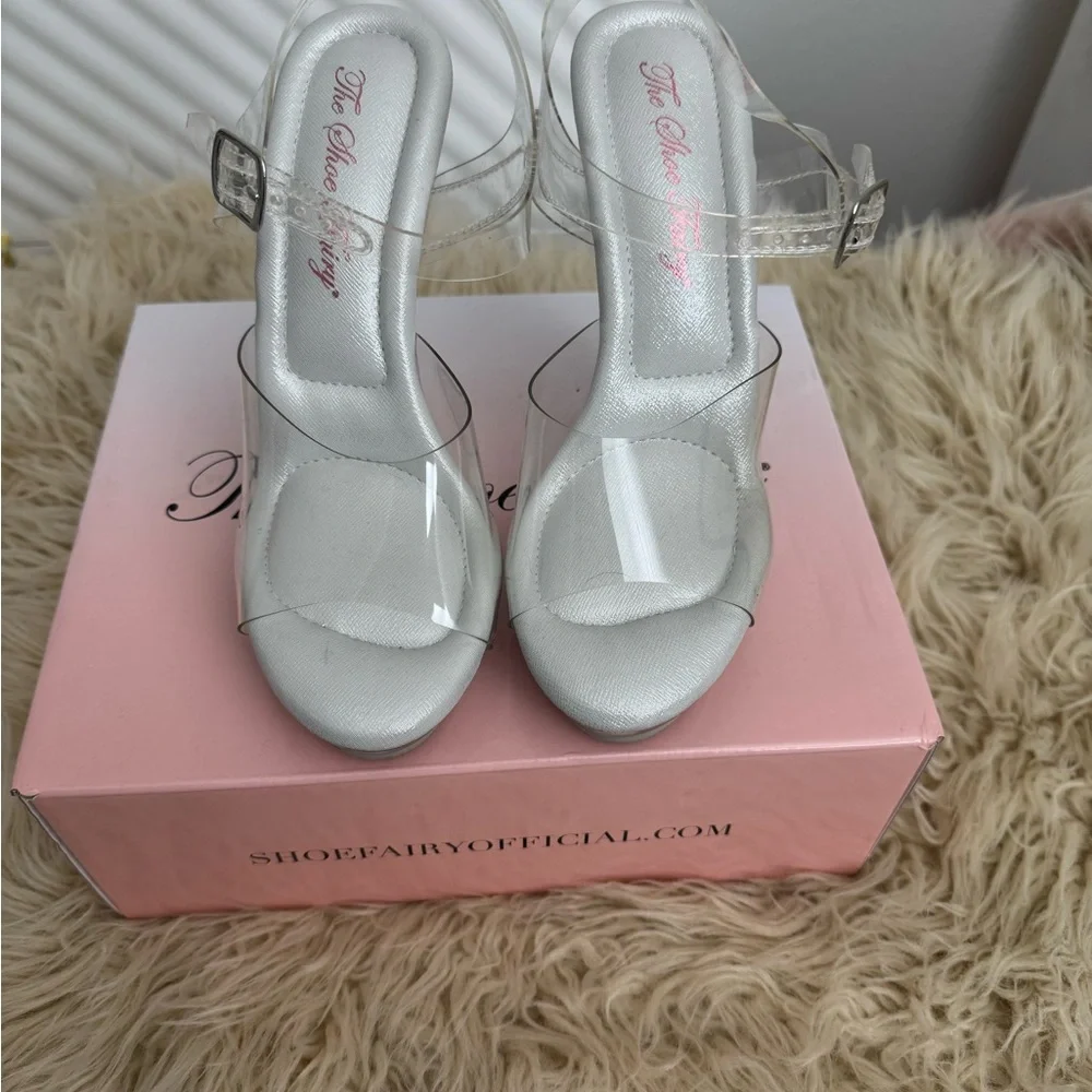 The shoe Fairy Olympians 
Brand new worn size 6
Tried on only - Picture 3 of 4